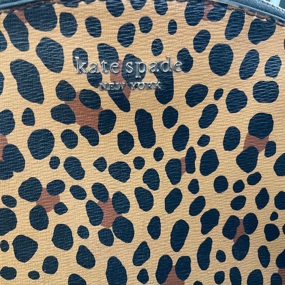 KATE SPADE New York Crossbody Leopard Print Double Zip - Picture 13 of 16